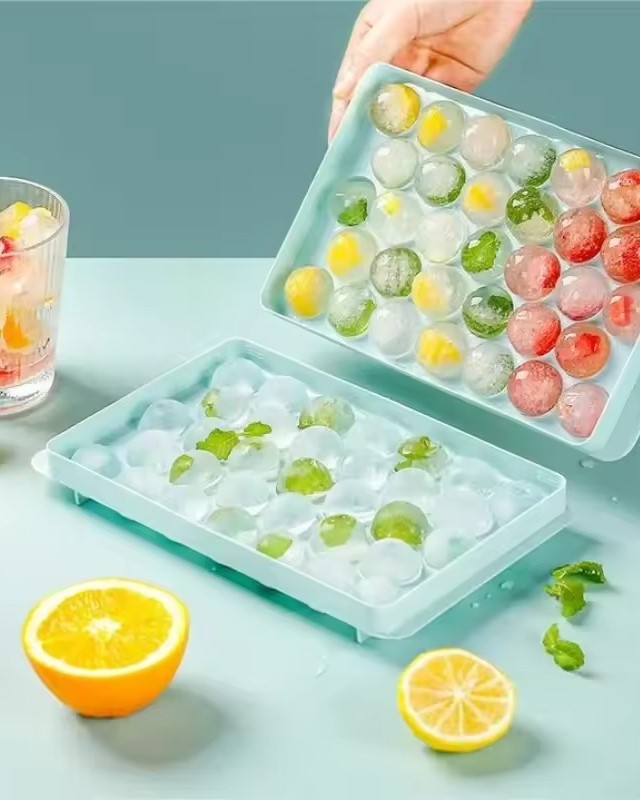 Round Ice Cube Tray with Lid for Freezer NAYS Pick