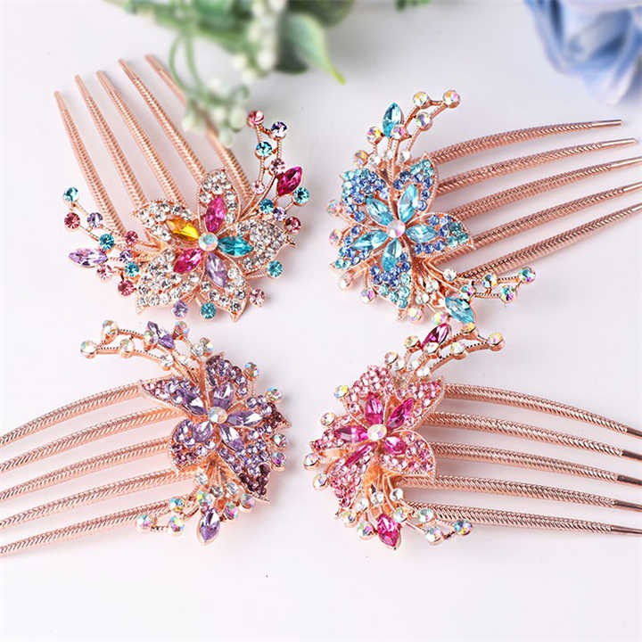 Vintage Flower Crystal Hairclips NAYS pick